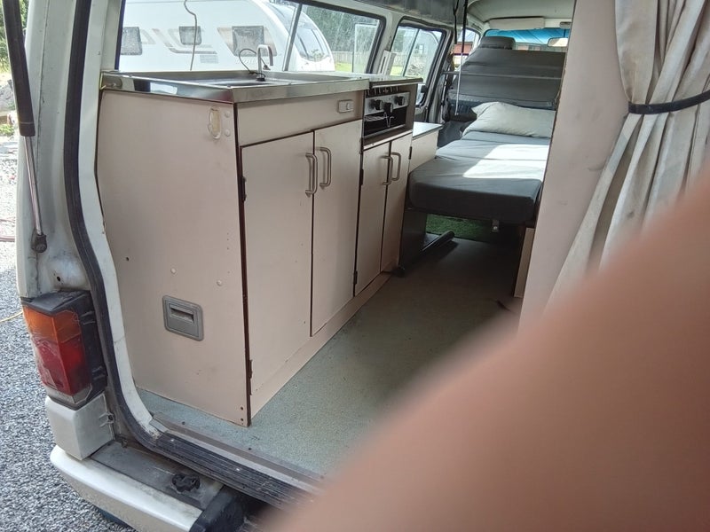 1995 Mazda E2000 LWB648723483027211119