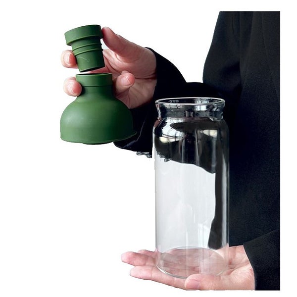 Elosung Style Cold Brew Bottle 450Ml Glass Leak Resistant Silicone Top Green Lid Carousel 1