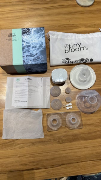 Tiny Bloom breast pump64873162660609111