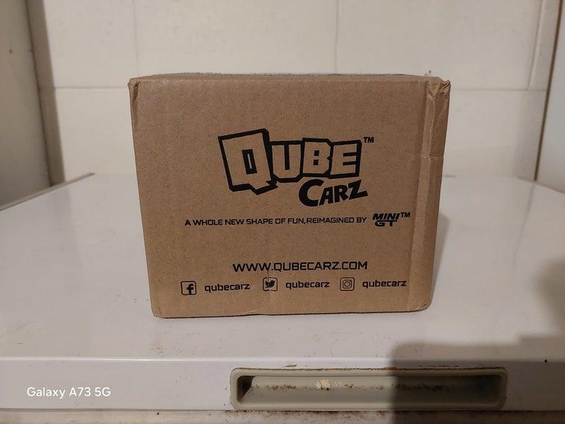 MINI GT QUBE CARZ - CASE SET OF 6 (SERIES 1) Carousel 20