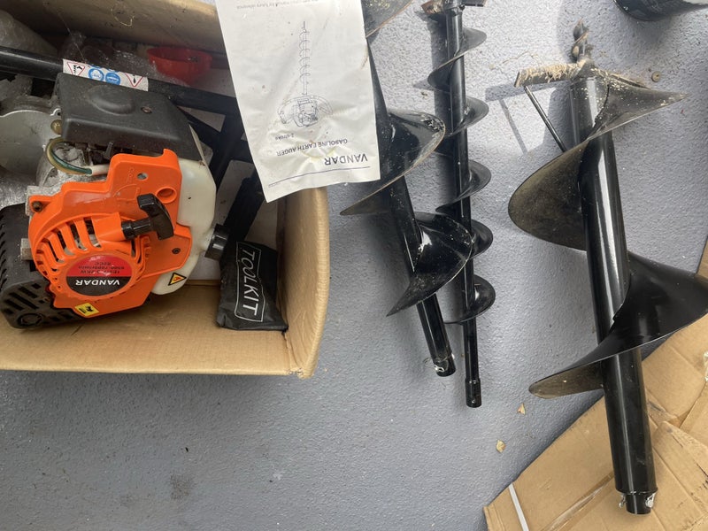 82cc Two-Stroke Post Hole Borer – 3 Augers Carousel 2