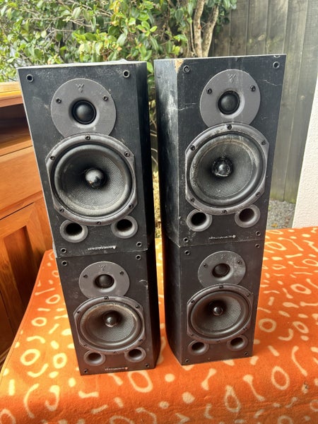 Wharfedale Diamond 9.1 speakers Carousel 2