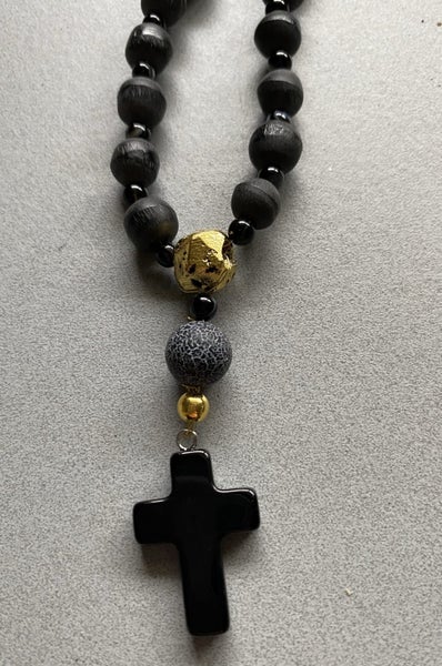 ANGLICAN PRAYER BEADS/Black & Gold beads Carousel 2