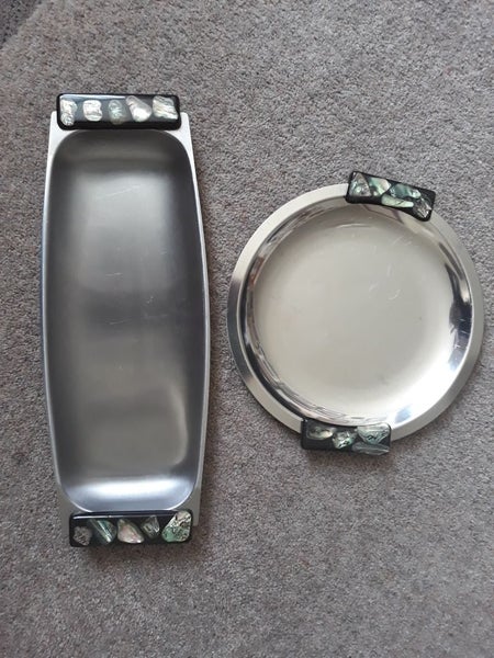 Vintage Kiwiana Trays Carousel 1