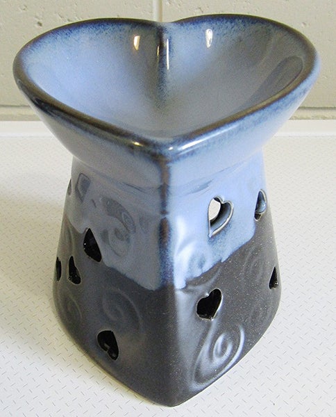 Heart shaped oil burner. black and blue Carousel 1