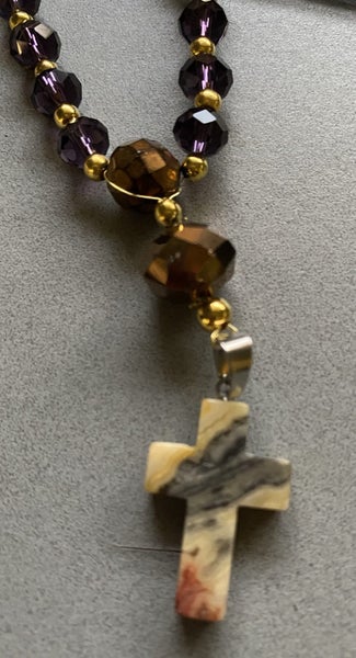ANGLICAN PRAYER BEADS/STONE CROSS, gold spacers. Carousel 2