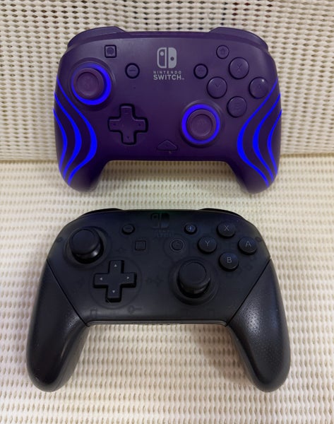 Nintendo Switch Console + Extra Controllers and Cases64884480891521112