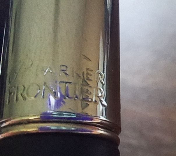 Parker Frontier pen + a Penalli Pen Carousel 5