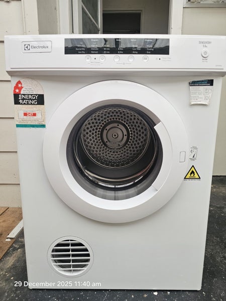 Electrolux dryer in good working condition-free delivery Carousel 1