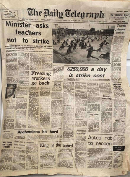 OLD NEWSPAPER: The Daily Telegraph, Napier - Tuesday, 21 February 1978 Carousel 2