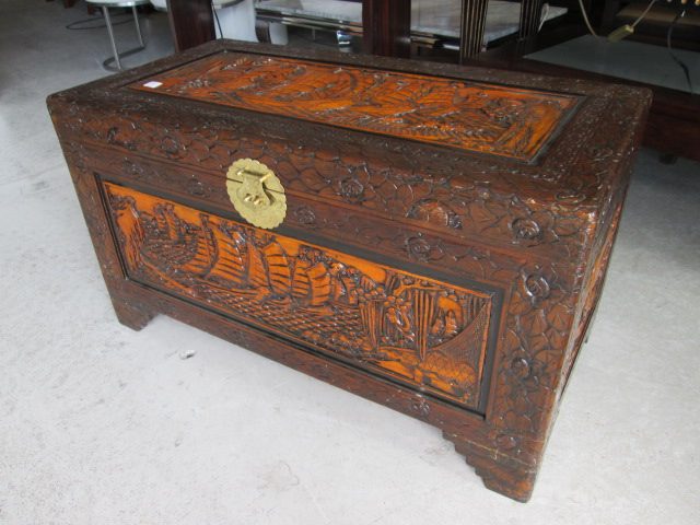2322 CAMPHOR CHEST Carousel 2