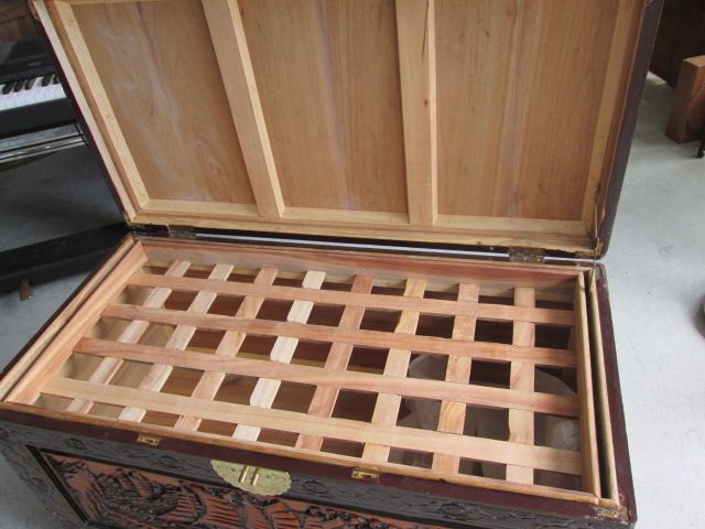 2322 CAMPHOR CHEST Carousel 7