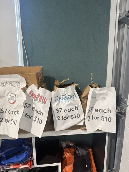 NO RESERVE - HUGE Bulk Anime Accessories Lot – Keychains, Necklaces, Bracelets Carousel 2