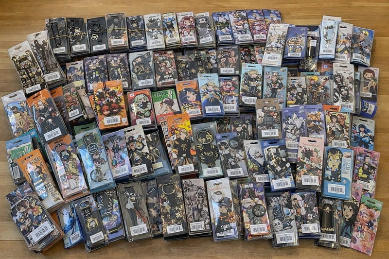 NO RESERVE - HUGE Bulk Anime Accessories Lot – Keychains, Necklaces, Bracelets Carousel 1