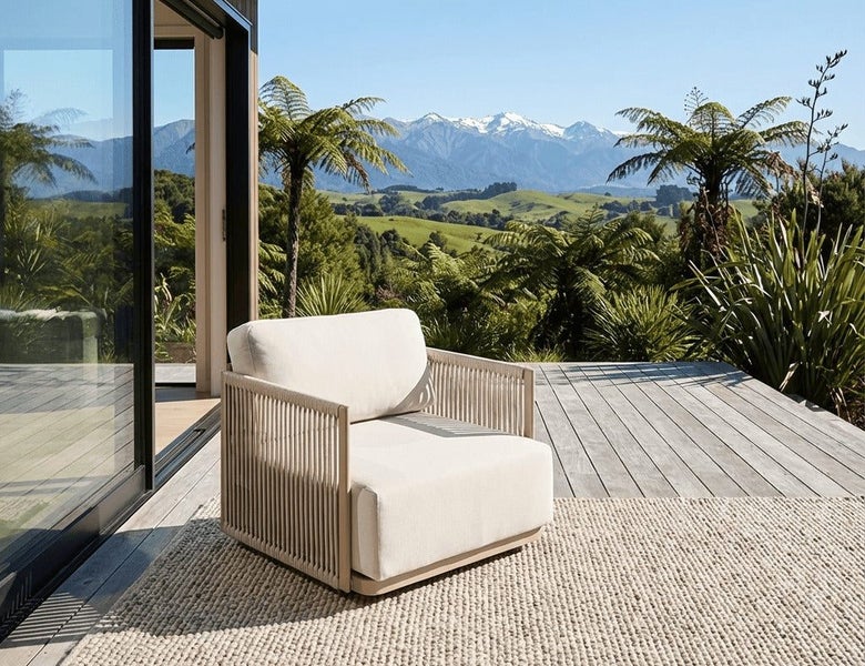 Godwit Club Chair Carousel 2