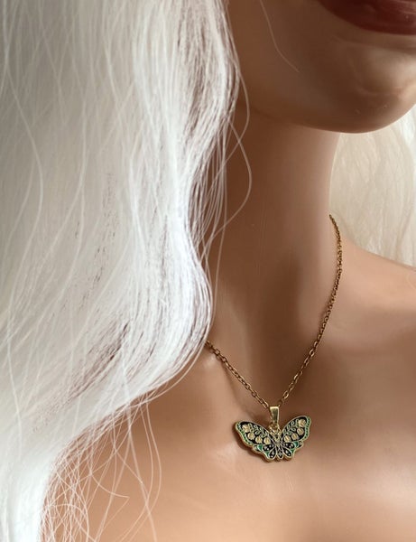 Clover Beautiful Detailed Moth Pendant Necklace Carousel 2