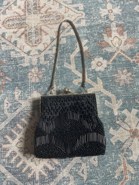 Vintage Beaded Purse Carousel 1