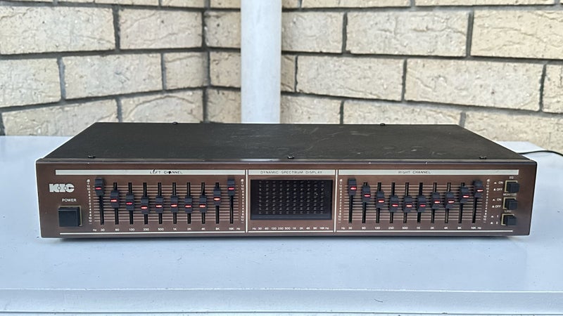 ** KIC 10 BAND STEREO GRAPHIC EQUALIZER MODEL 323i ** Carousel 1