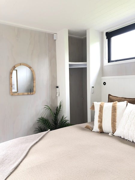 Portable Tiny Home fully furnished Carousel 11