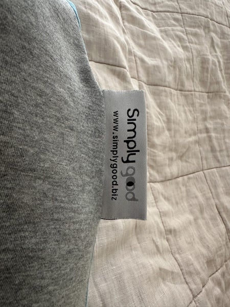 Feeding pillow for baby Carousel 2