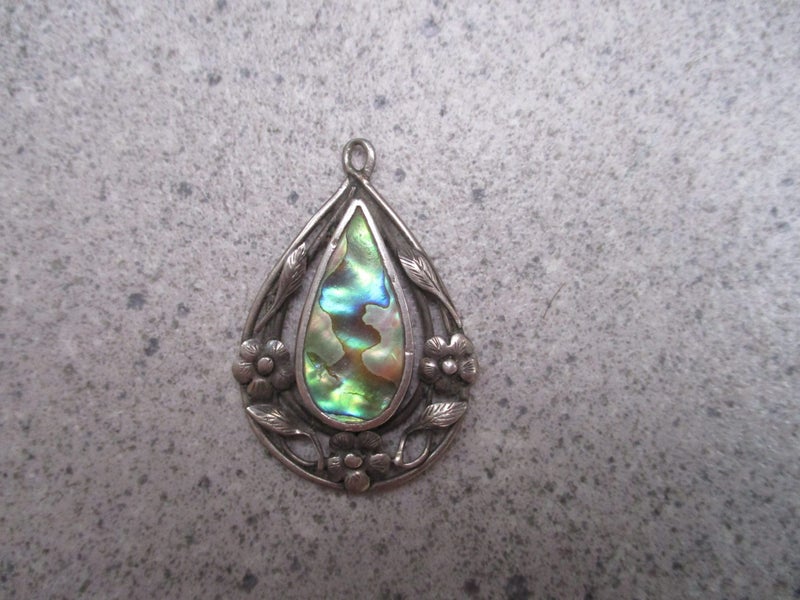 Vintage Antique Silver Paua inlay Pendant with Floral Detail Carousel 1