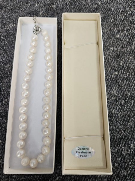 Freshwater Pearl necklace Carousel 1