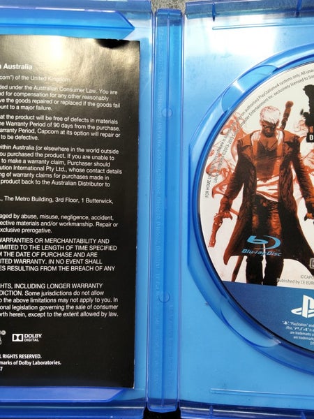 Devil May Cry (Definitive Edition)PS4 Carousel 2