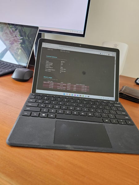 Microsoft Surface Go 2 128GB Carousel 1