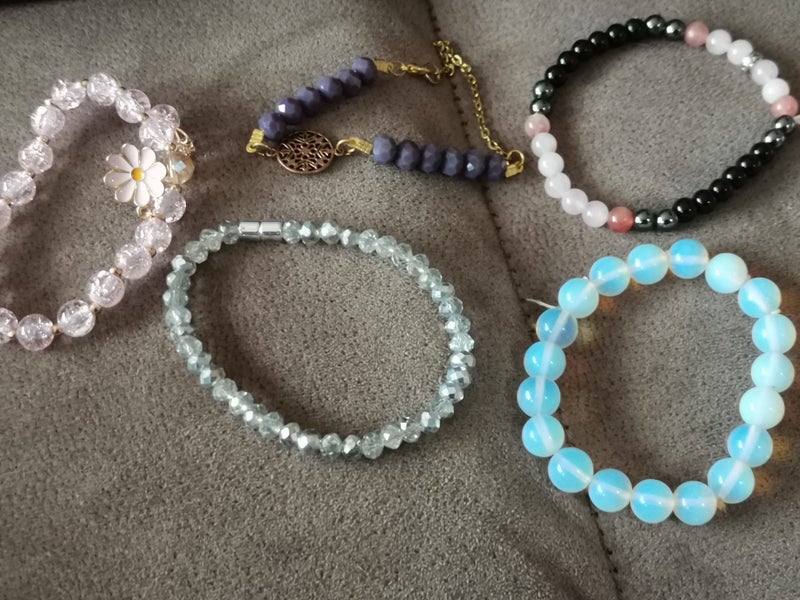 Bracelet rose quartz hematite & black onyx or Opaline or clear crystal golden Carousel 2