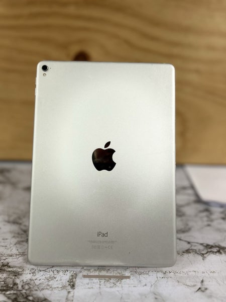 Apple iPad Pro (9.7-inch) A1673 Carousel 2