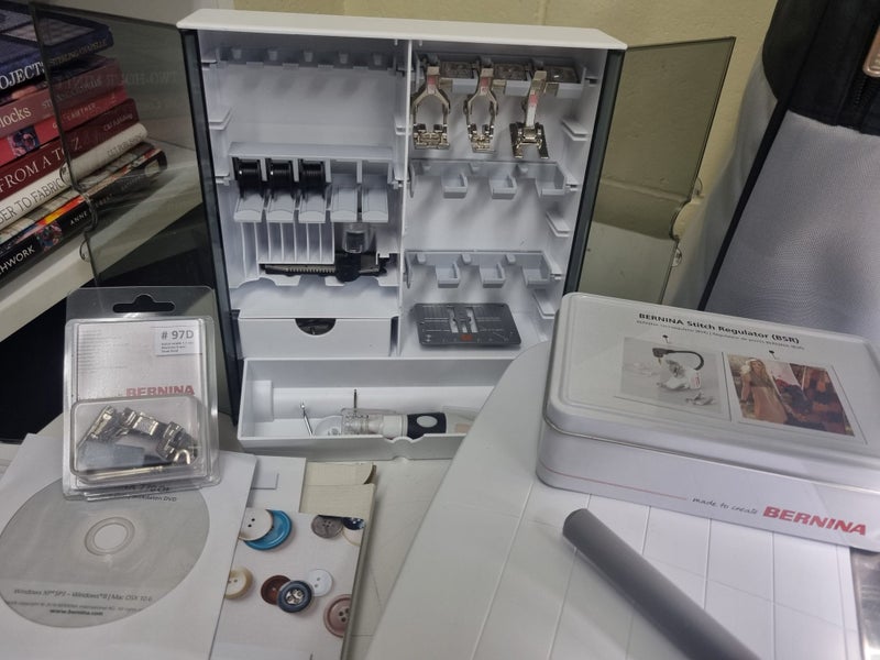 Bernina 770 Sewing Machine Carousel 2