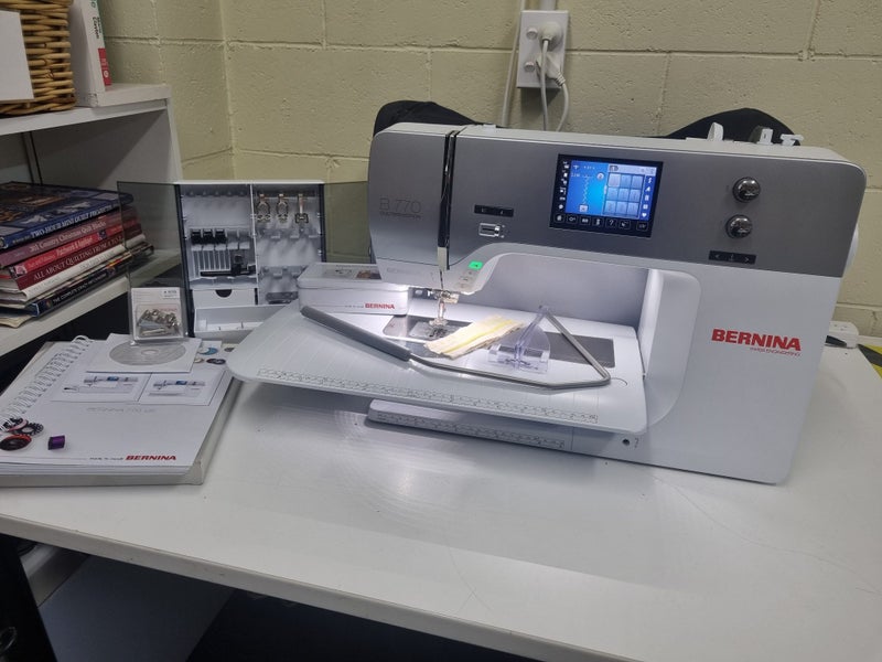 Bernina 770 Sewing Machine Carousel 1