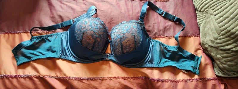 City Chic Boudoir Bra Green push up? 14F Carousel 1