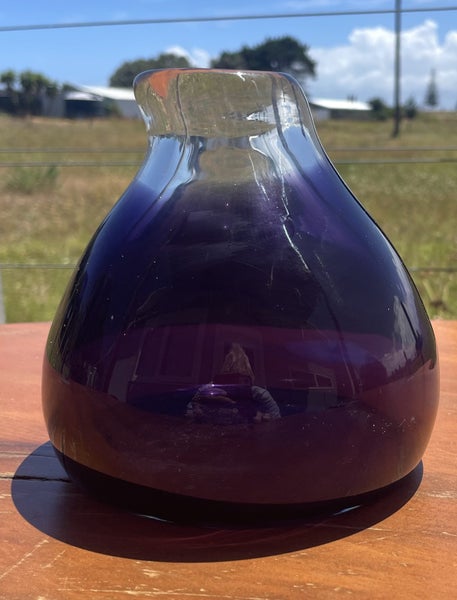 Heavy Hand-Blown Purple Art Glass Vase – Studio Glass (1kg) Carousel 5