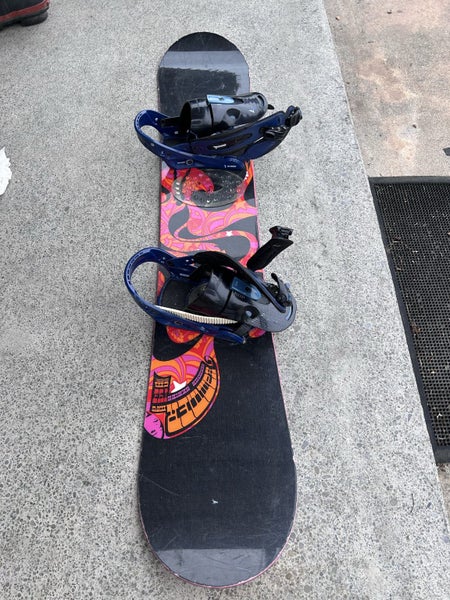 Snowboard 143cm Carousel 1