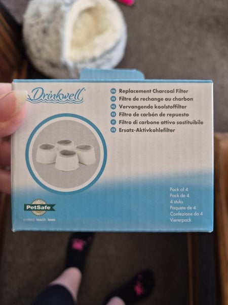 Petsafe Drinkwell Carbon Cartridge Replacement 4PK Carousel 1