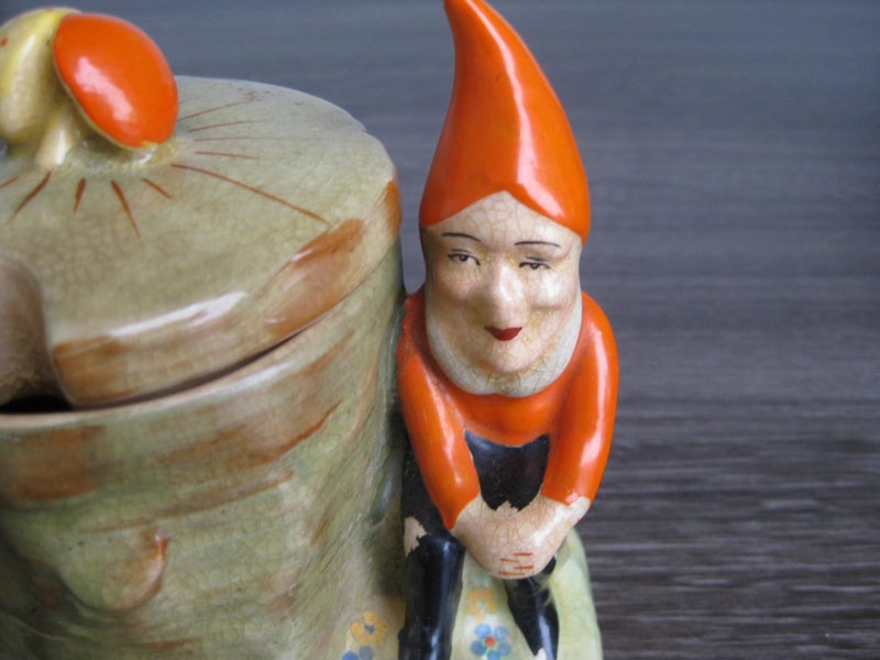 Crown Devon gnome lidded sugar bowl Carousel 2