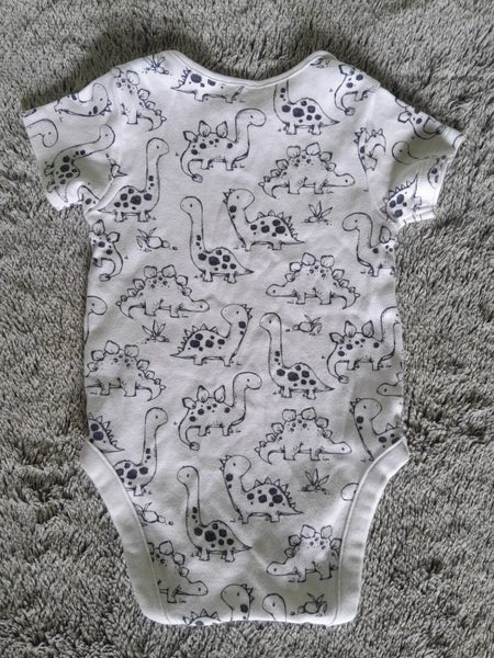 NEXT BABY ONESIE SIZE 3-6 MONTHS 100% COTTON ( AS NEW ) Carousel 4