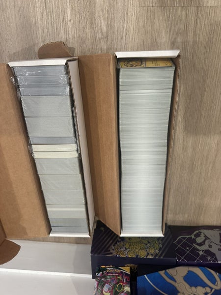 BULK Pokémon Lot ~11k cards Carousel 10
