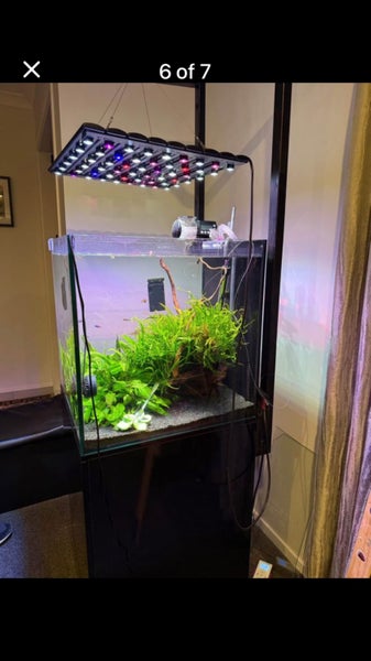 Aqua One 170 cube Carousel 1