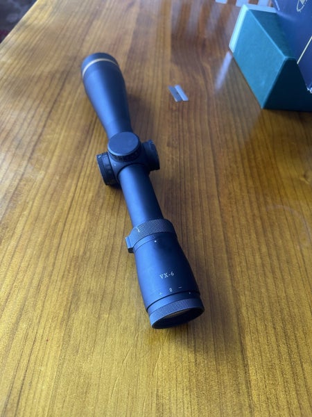 Leupold VX-6 3-18x44 Carousel 1