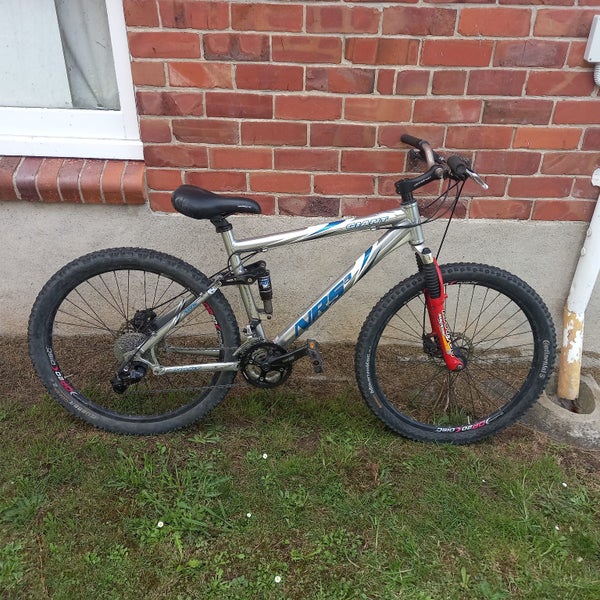 Giant bike Carousel 1