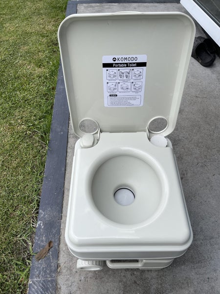 Portable Toilet Carousel 8