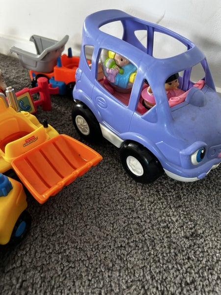 Fisher and Price Little People Carousel 2