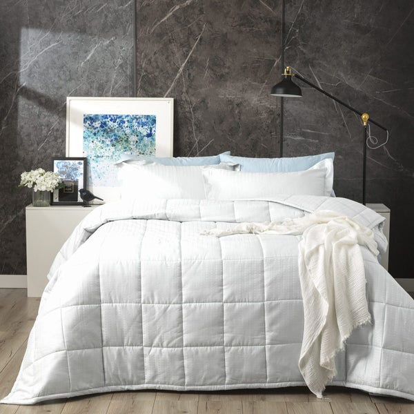 Ddecor Home Binary Super King Bed Comforter Set 500TC Cotton Jacquard White Carousel 1