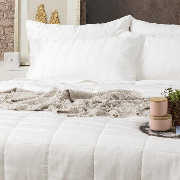 Ddecor Home Damask Super King Bed Comforter Set 500TC Cotton Jacquard White Carousel 2