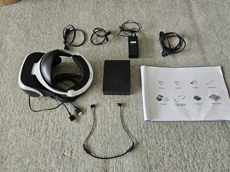 PS4 Ultimate Bundle With VR Headset Carousel 2