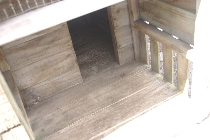 dog kennel and run Carousel 1