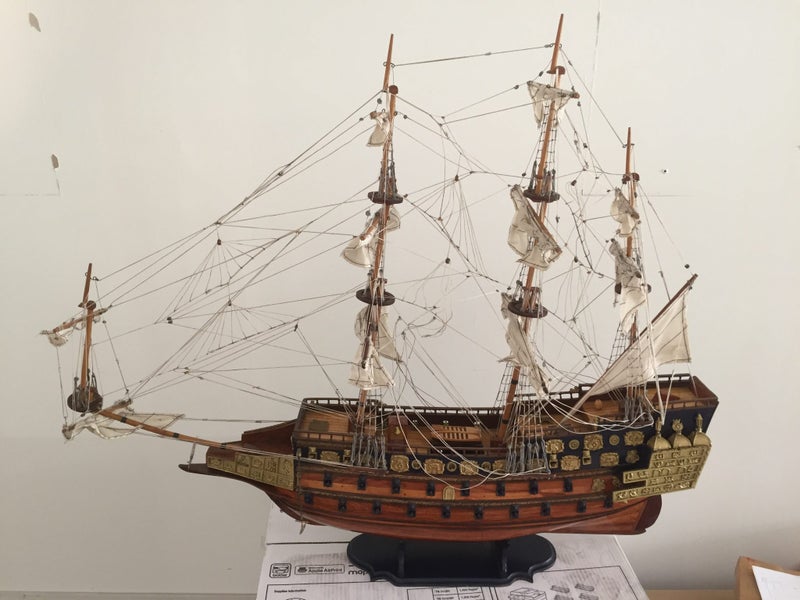 SOUVEREIGN of the SEAS, a 17th-century British Naval Ship Carousel 1