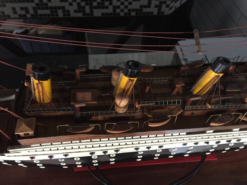 TITANIC with blinking lights Carousel 2